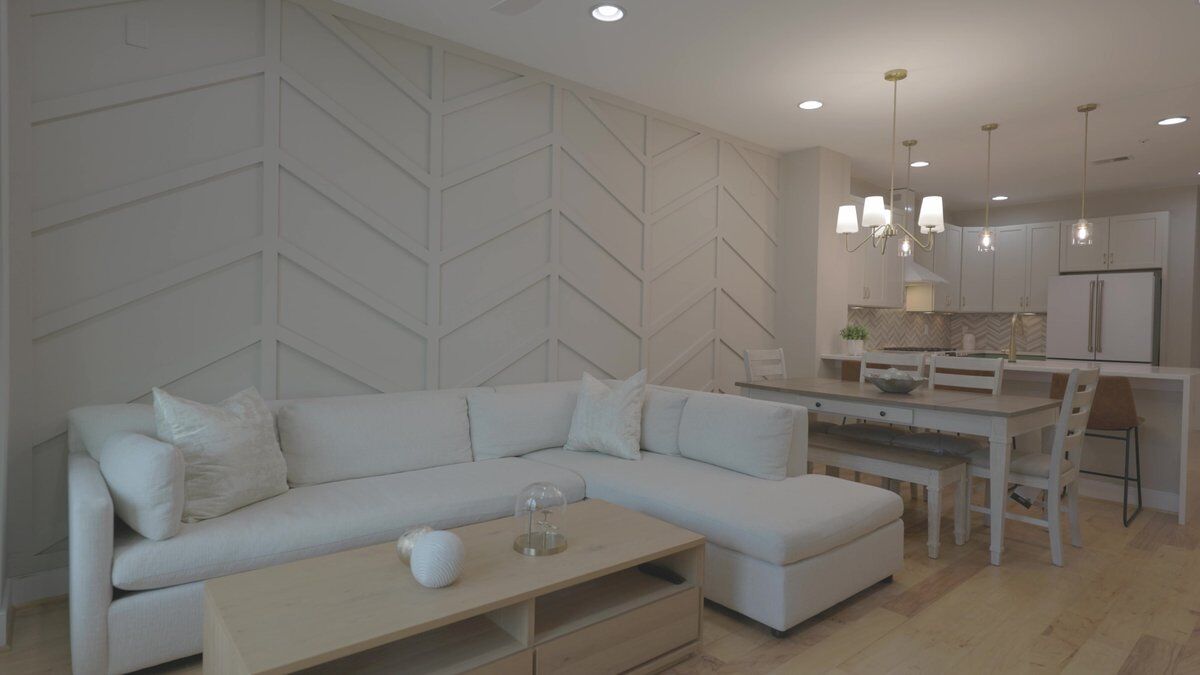 2205 Richmond Highway unit 101 property video tour thumbnail